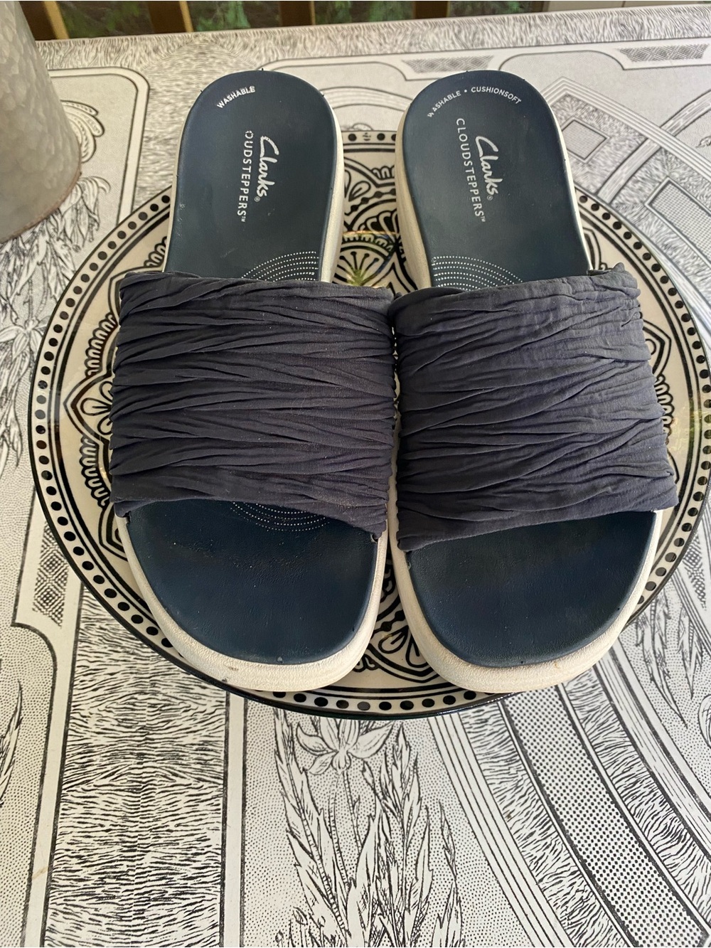 Clarks cloudsteppers sandals , blue with 1-12 white platform